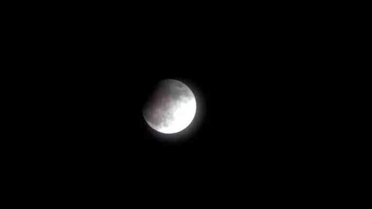 Video: Así se Vio el Eclipse Lunar Parcial en San Luis Potosí