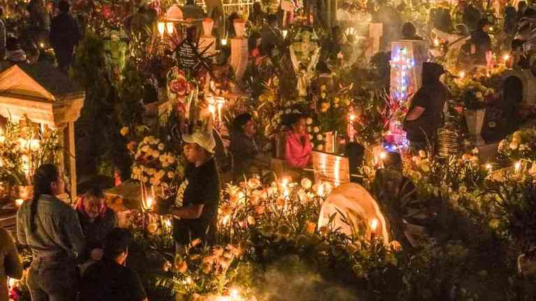 Día de Muertos: Así Luce el Panteón de Mixquic