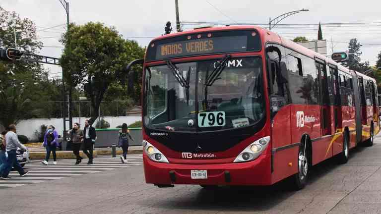 Modifican Horarios del Metrobús CDMX por Festividad de Día de Muertos