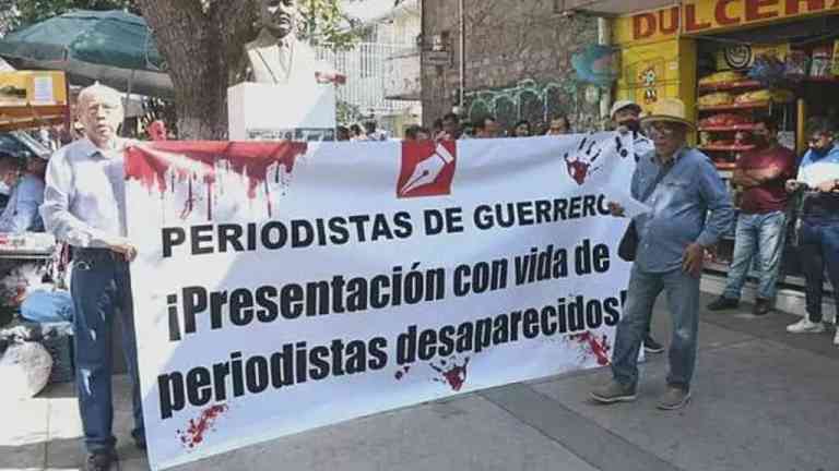 Periodistas Protestan por Desaparición de 3 Reporteros