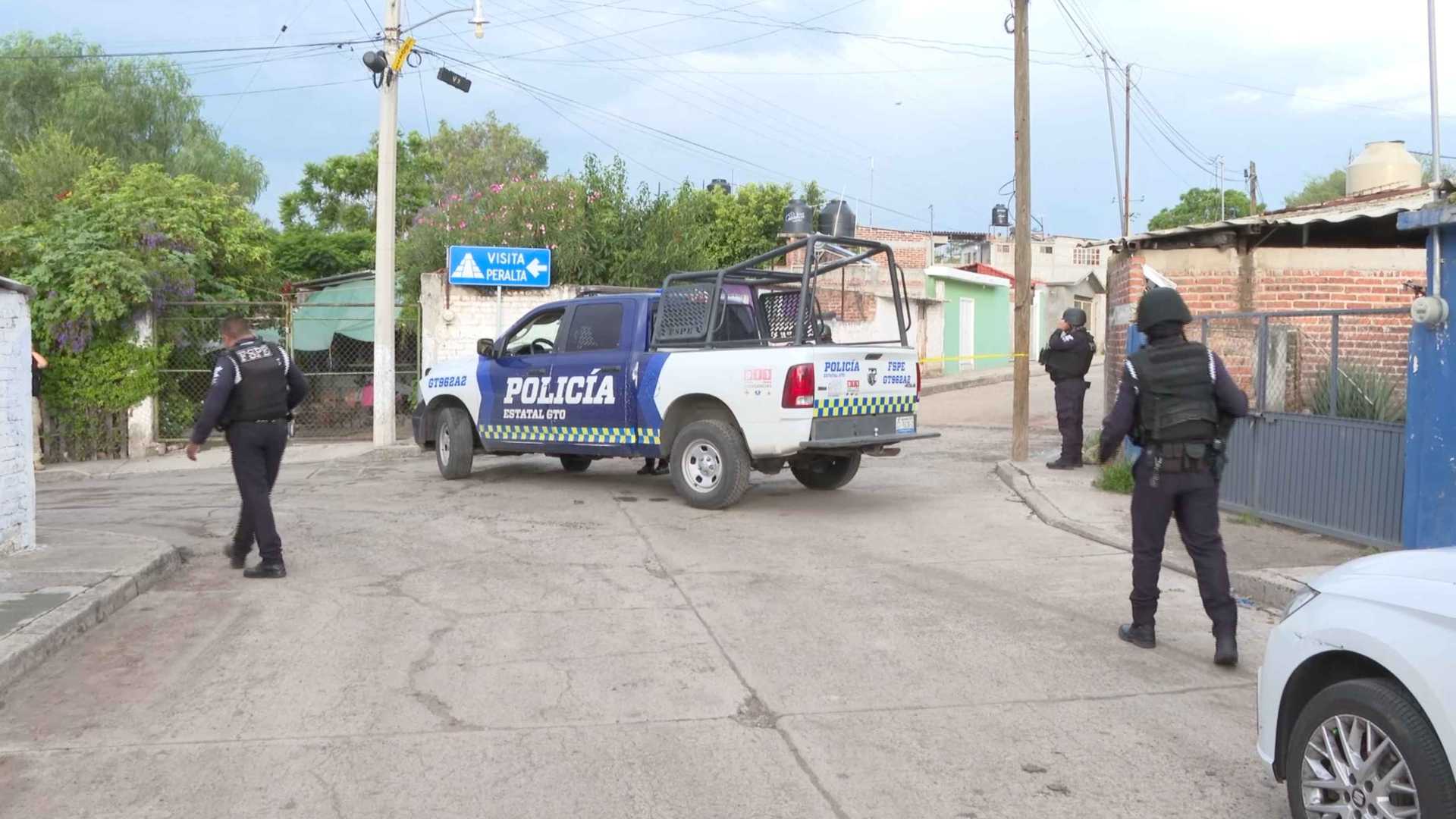 Matan a Policía Estatal Dentro de su Casa Frente a su Esposa en Abasolo. Foto: Edgar Hernández