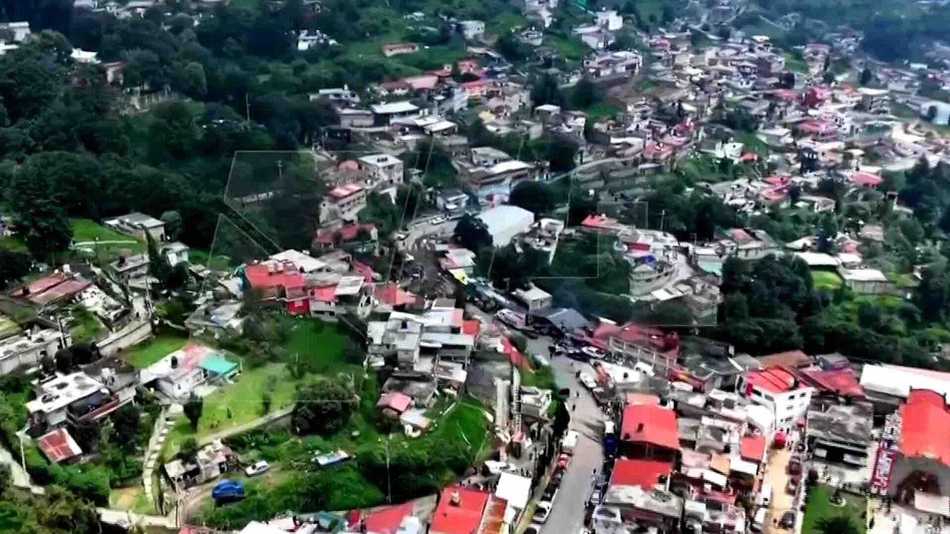 Foto: A Contrarreloj, Buscan a Desaparecidos Bajo Toneladas de Lodo en Jilotzingo, Edomex