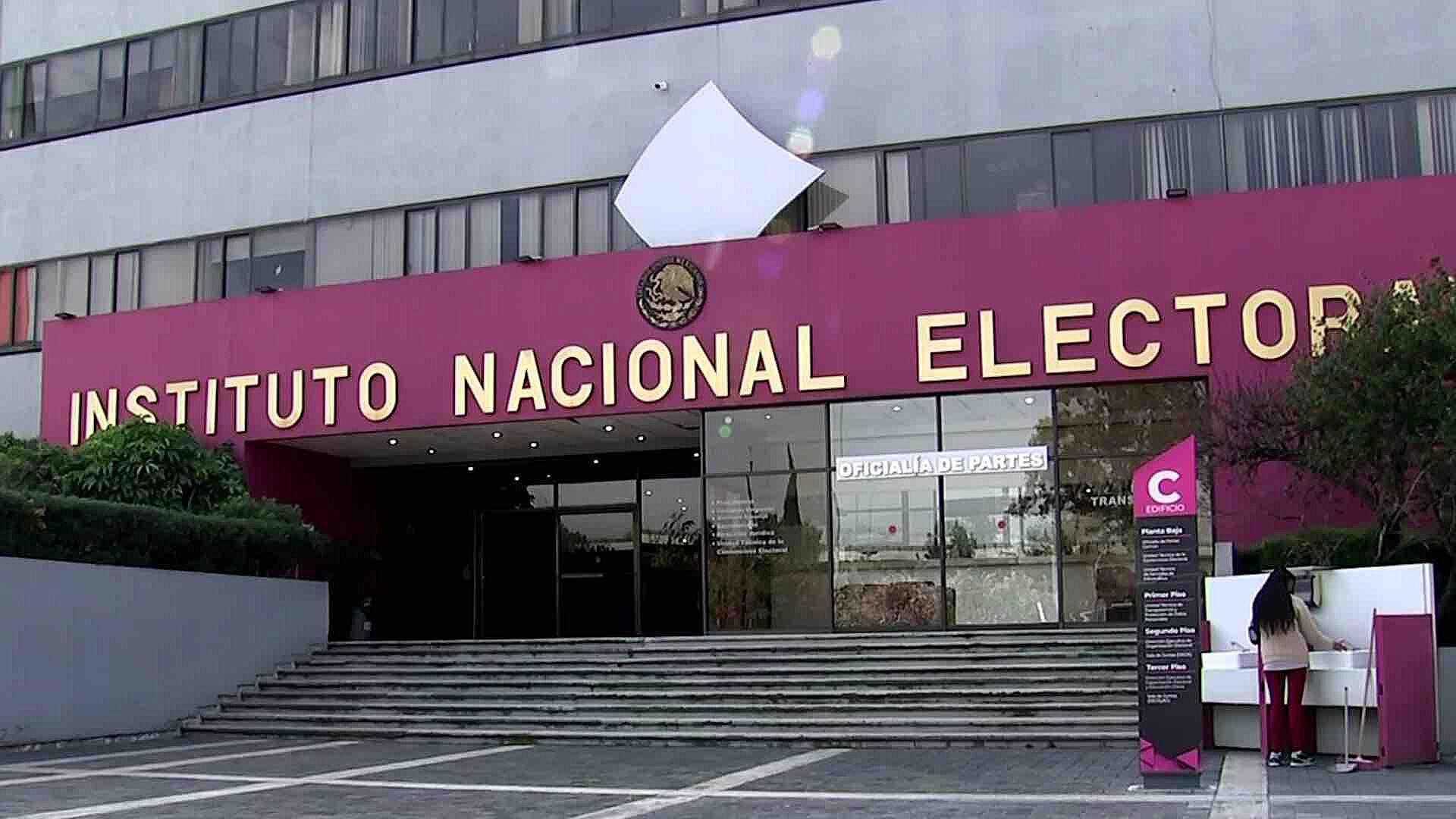 Foto: Recibe INE 225 Amparos en Contra del Proceso de Elección de Jueces y Ministros