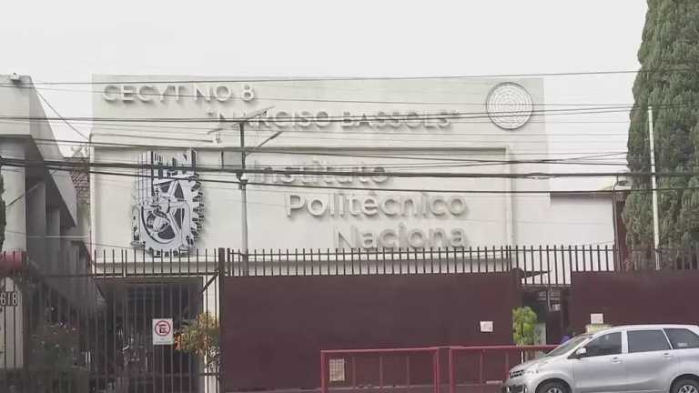 Hoy lunes 27 de noviembre se reanudan las clases en el CECyT 8 del IPN, en la CDMX, luego de que se acordó la creación de un comité para dar seguimiento a los casos de acoso sexual