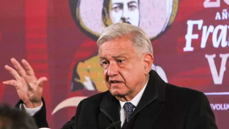 El presidente López Obrador informa que 600 elementos del Ejército y la GN refuerzan la vigilancia en Texcaltitlán, Estado de México, tras el enfrentamiento entre pobladores y presuntos extorsionadores