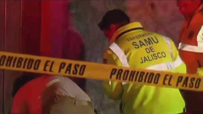 La madrugada de hoy, 17 de enero de 2024, tres personas murieron y una resultó herida tras una balacera afuera de un centro nocturno en Tlaquepaque, Jalisco