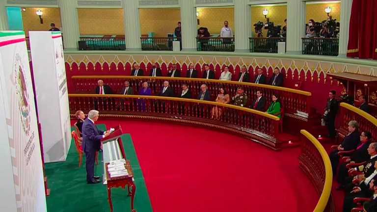 El presidente Andrés Manuel López Obrador (AMLO) presentó en Palacio Nacional un paquete de reformas constitucionales