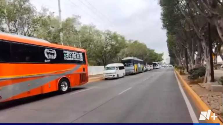 Este jueves se llevó a cabo el paro nacional de los transportistas en León y varios estados de la república para exigir mayor presencia de la Guardia Nacional en las carreteras.