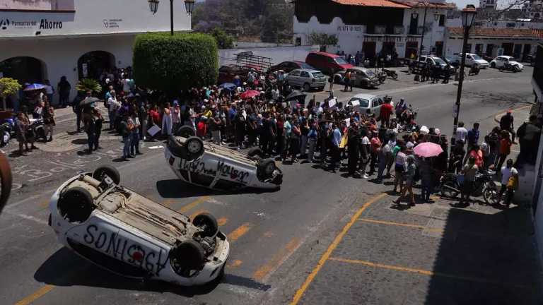 Janosik García, enviado especial de N+ a Taxco, informa en Despierta que tras la violencia que se desató por el secuestro y asesinato de la niña Camila, la entidad amaneció en calma