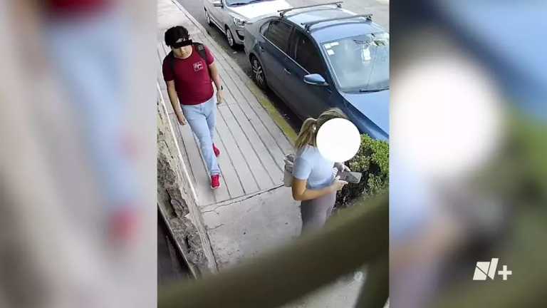 Una alumna del Instituto Cultural Alemán en Puebla fue víctima de acoso sexual por parte de un sujeto que pasó caminando detrás de ella.