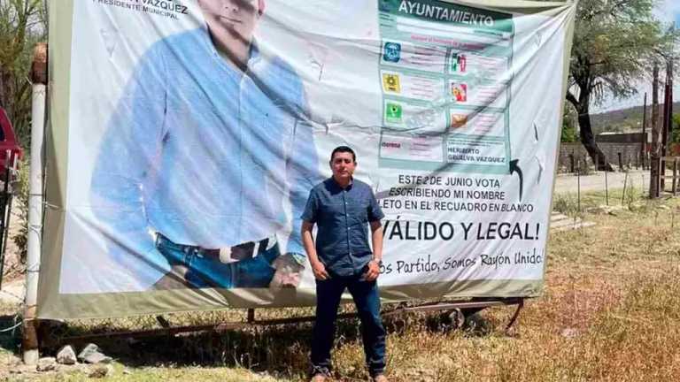 En el municipio de Rayón, Sonora, casi la mitad de las personas votaron por un candidato que no se encontraba en la boleta, Heriberto Grijalva y exige que se respete la voluntad ciudadana