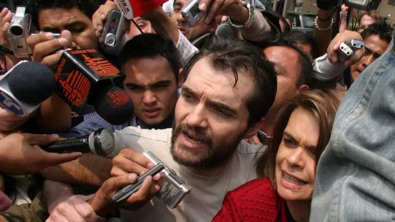 El empresario argentino Carlos Ahumada fue detenido por agentes de migración en el aeropuerto de Panamá, debido a que contaba con una alerta de la Interpol