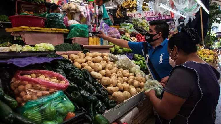 El Inegi dio a conocer que en la primera quincena de junio de 2024, el Índice Nacional de Precios al Consumidor aumentó 0.21% respecto, por lo que la inflación general anual se ubicó en 4.78%