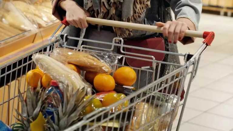 También hay montachoques en los supermercados: trabajan en células de al menos dos personas, impactan intencionalmente a otras personas y en la confusión, les roban sus pertenencias