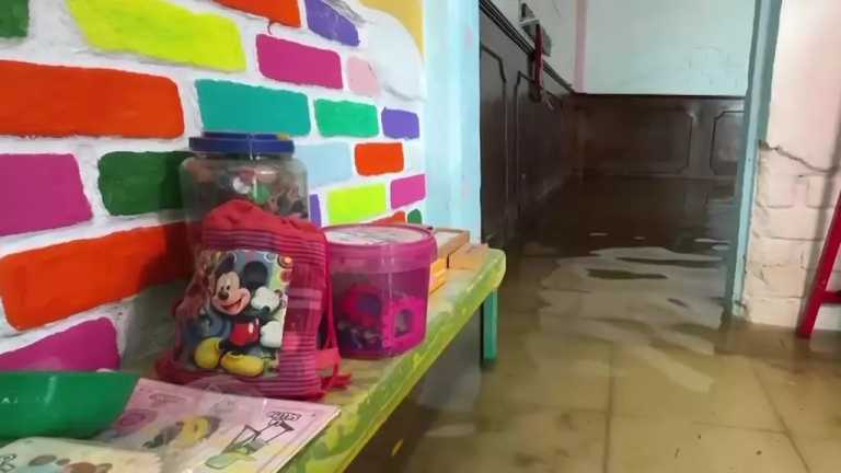 Los más de 5 mil estudiantes tendrán que esperar dos semanas para regresar a clases en Chalco