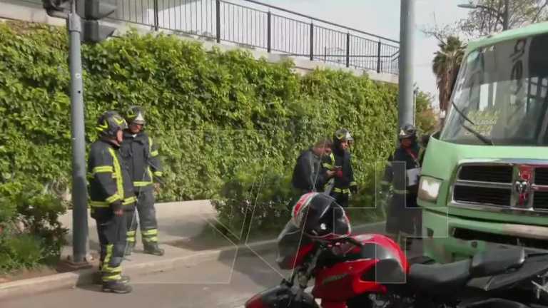 Una unidad del Metrobús chocó contra una de transporte público en la colonia Granjas Modernas, en la alcaldía Gustavo A. Madero. Se reportan al menos nueve personas lesionadas, que ya son valoradas