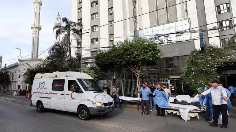 Yolanda Fernández, enviada especial de N+ a Líbano, reporta en Despierta que Israel atacó un edificio residencial en el sur de Beirut dejando como saldo preliminar 8 personas muertas