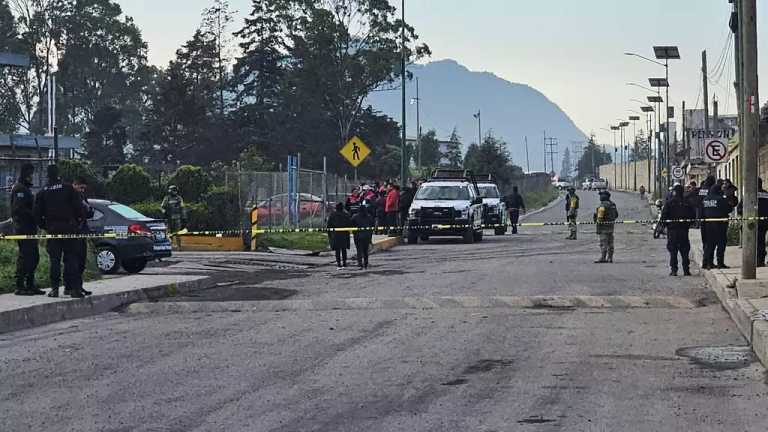 Por un sobrecalentamiento en una caldera de fundición se registró una explosión en una fábrica de acero en San Cosme Xaloztoc en Tlaxcala.