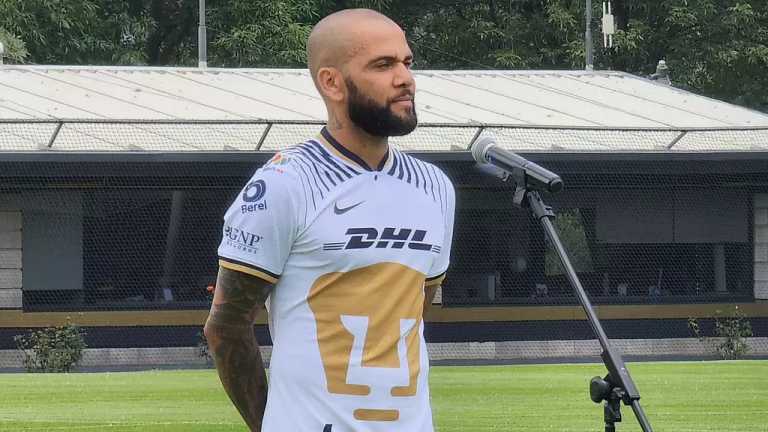 El Club Universidad Nacional (Pumas) decidió rescindir el contrato con Dani Alves, luego de que fuera detenido por presunta agresión sexual en España