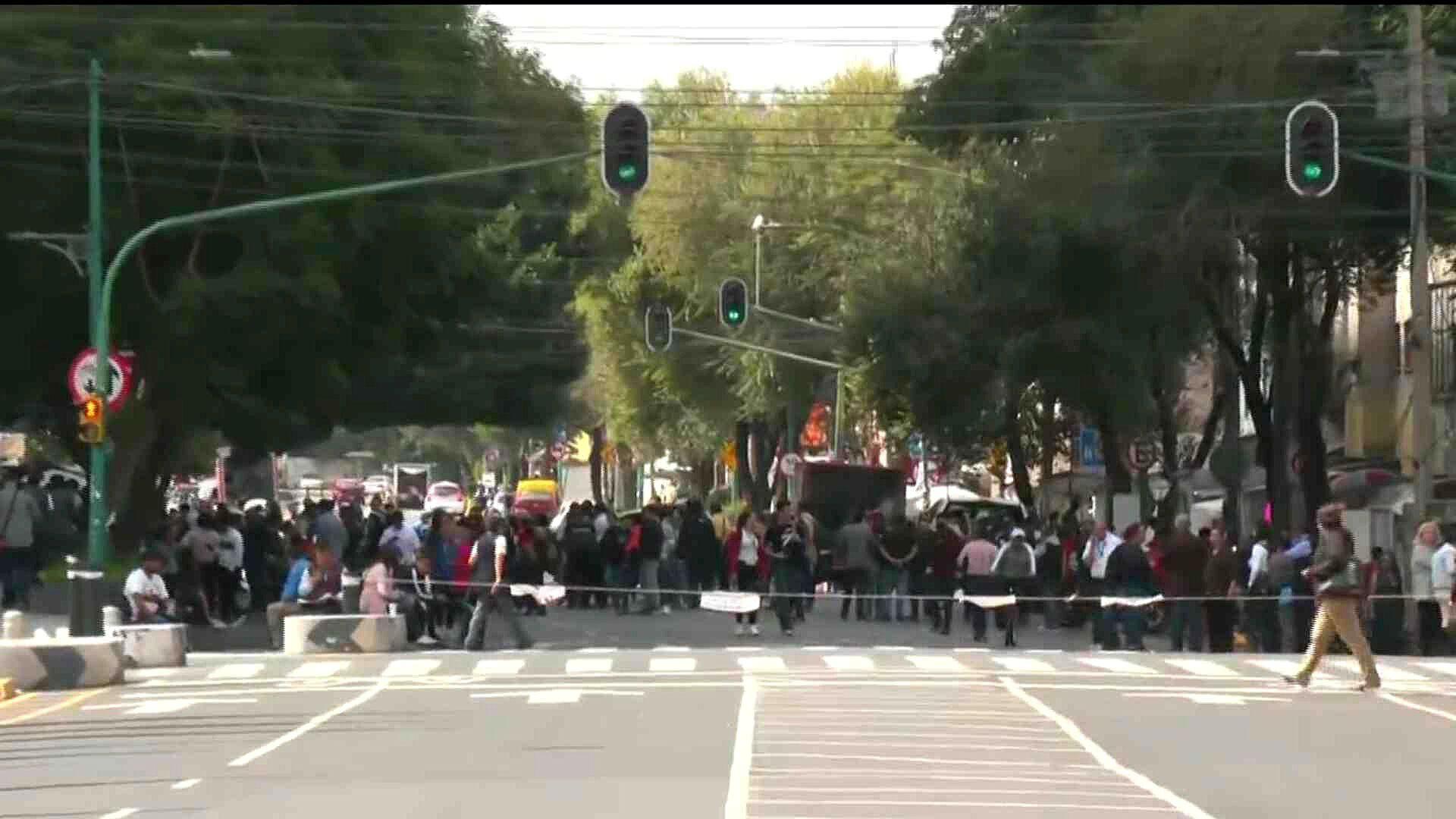 Se Reporta Bloqueo de Manifestantes en la Sede del Poder Judicial, en CDMX