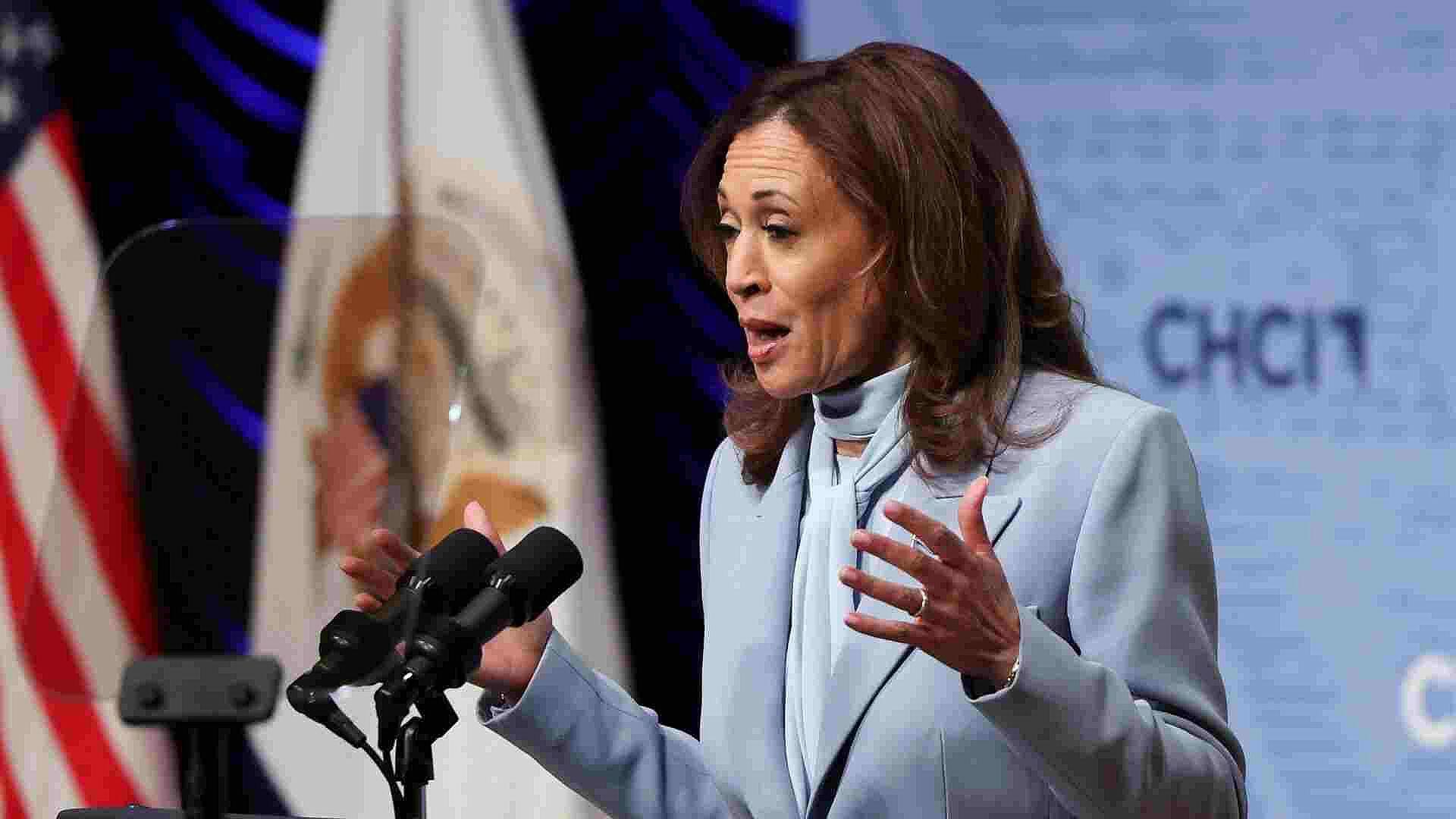 Foto: Kamala Harris Se Dirige al Bloque Hispano