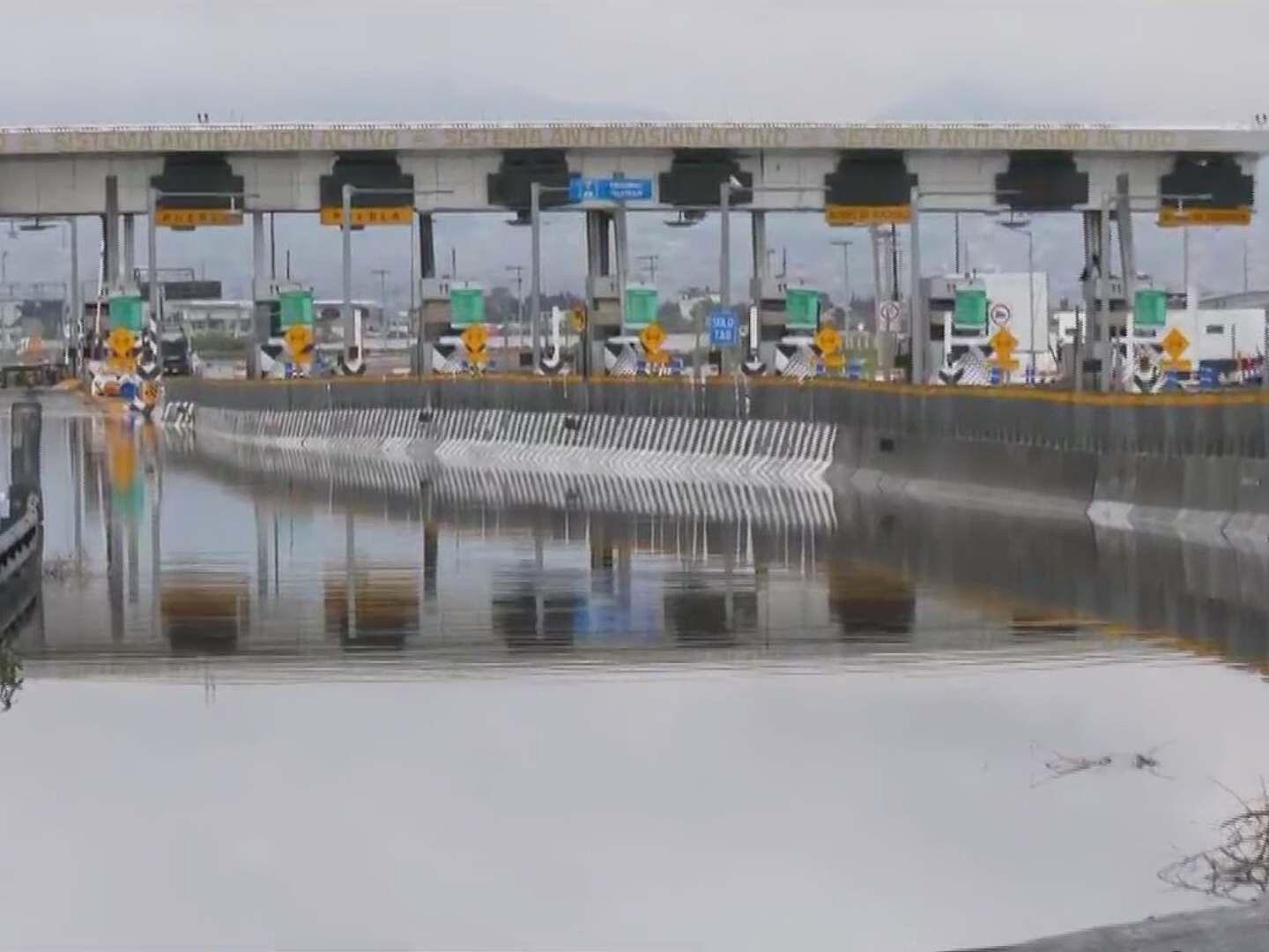 Foto: Inundación Circuito Exterior Mexiquense