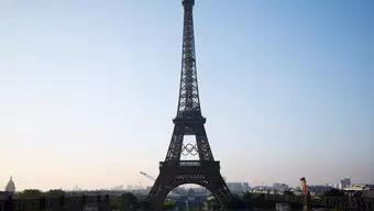 Foto: Aros olímpicos en Torre Eiffel