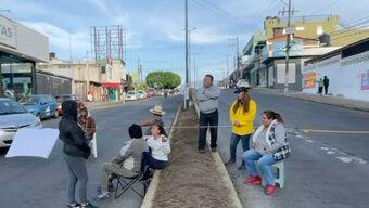 Bloquean Av. 20 de Noviembre en Xalapa por Falta de Agua