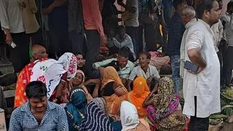 Mueren 100 Personas Durante una Estampida en la India