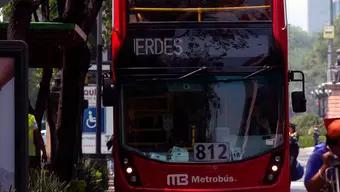 Cierran Estación París de Metrobús CDMX por Presencia de Manifestantes