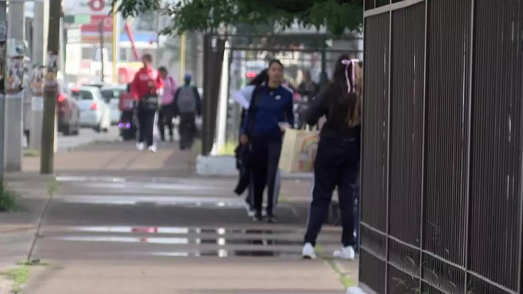 VIDEO: Reportan Asaltos a Estudiantes del CRENA Afuera de la Institución