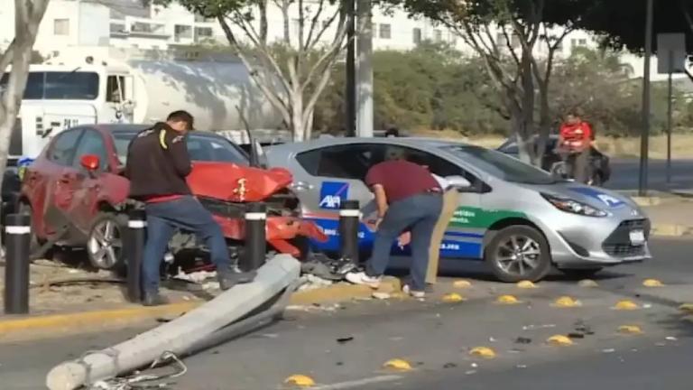 Hombres en una Moto Siguen a Conductor y al Tenerlo de Frente, lo Atacan a Balazos