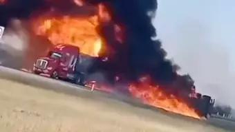 Volcadura de Pipa Cargada con Combustible Provoca Incendio en Libramiento Sur de Reynosa