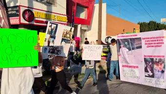 Familiares y amigos de Bayron recorrieron las calles de Torreón para pedir justicia