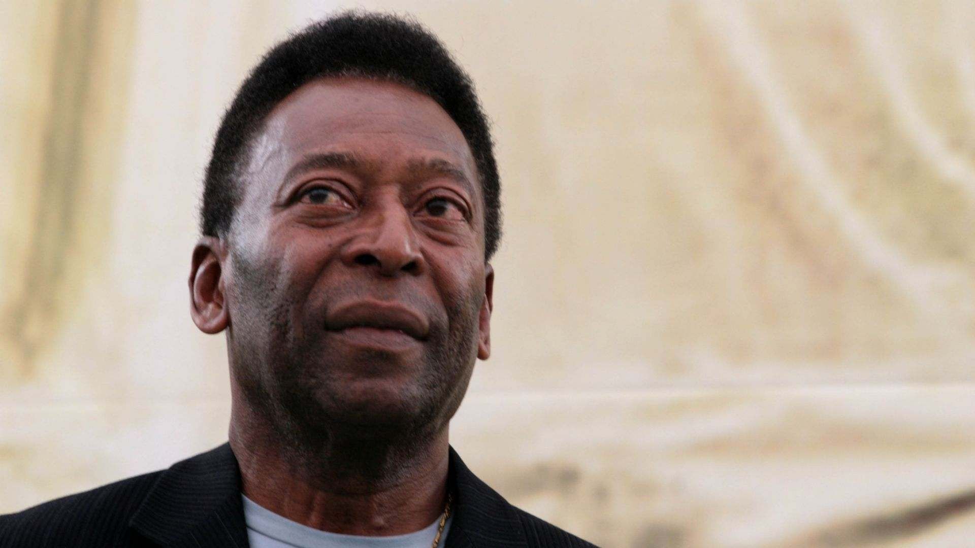 Pelé, uno de los futbolistas más grandes de la historia