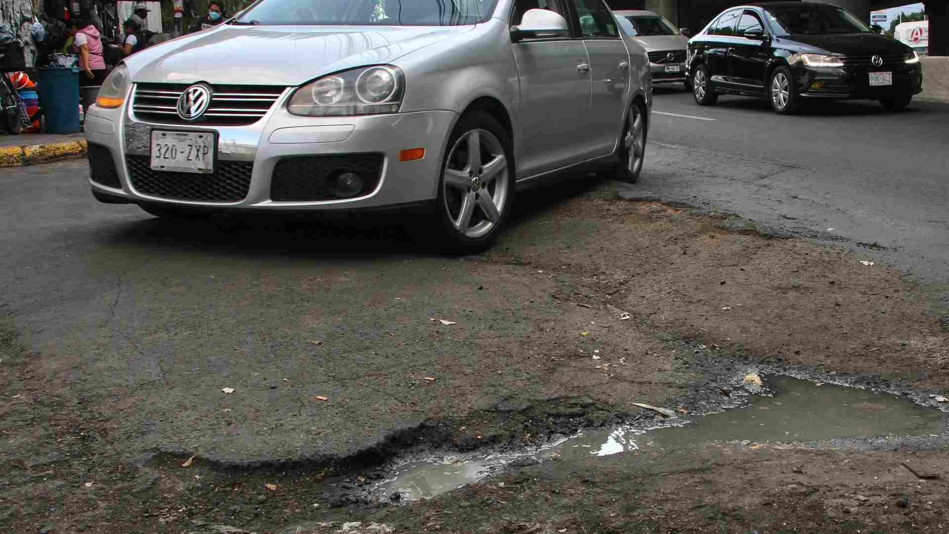 En la CDMX el reporte de un bache puede realizarse vía telefónica