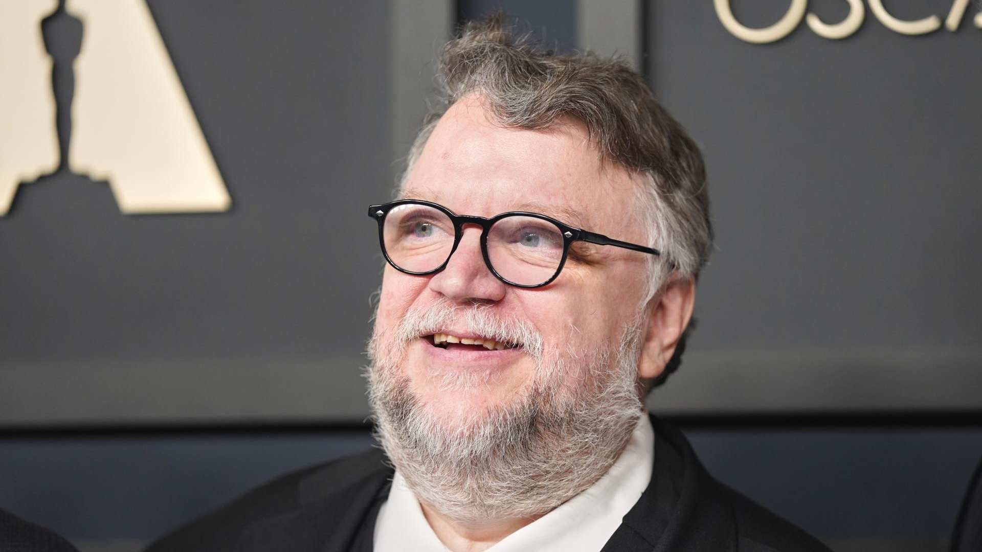 Del Toro Dirigirá la Cinta Animada ‘The Buried Gigant’