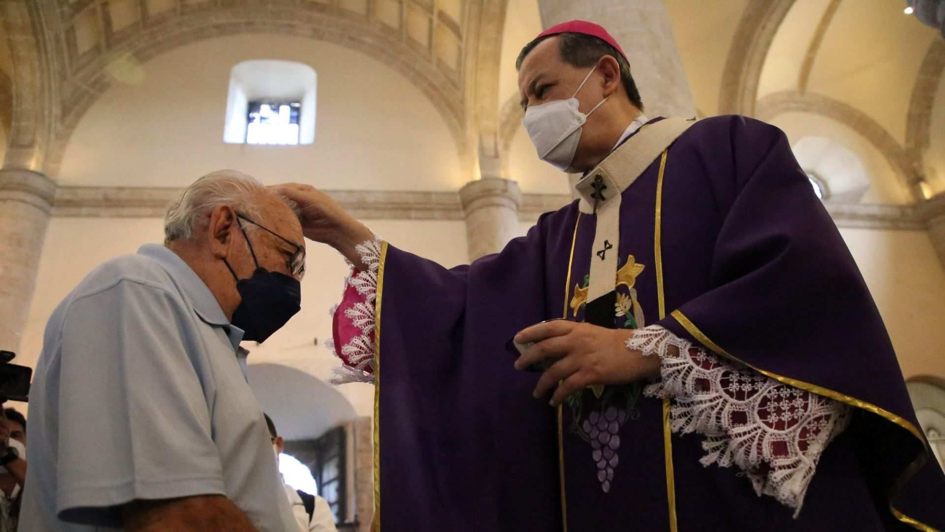 La vigilia dentro de la Cuaresma y la Semana Santa se relaciona con la abstinencia