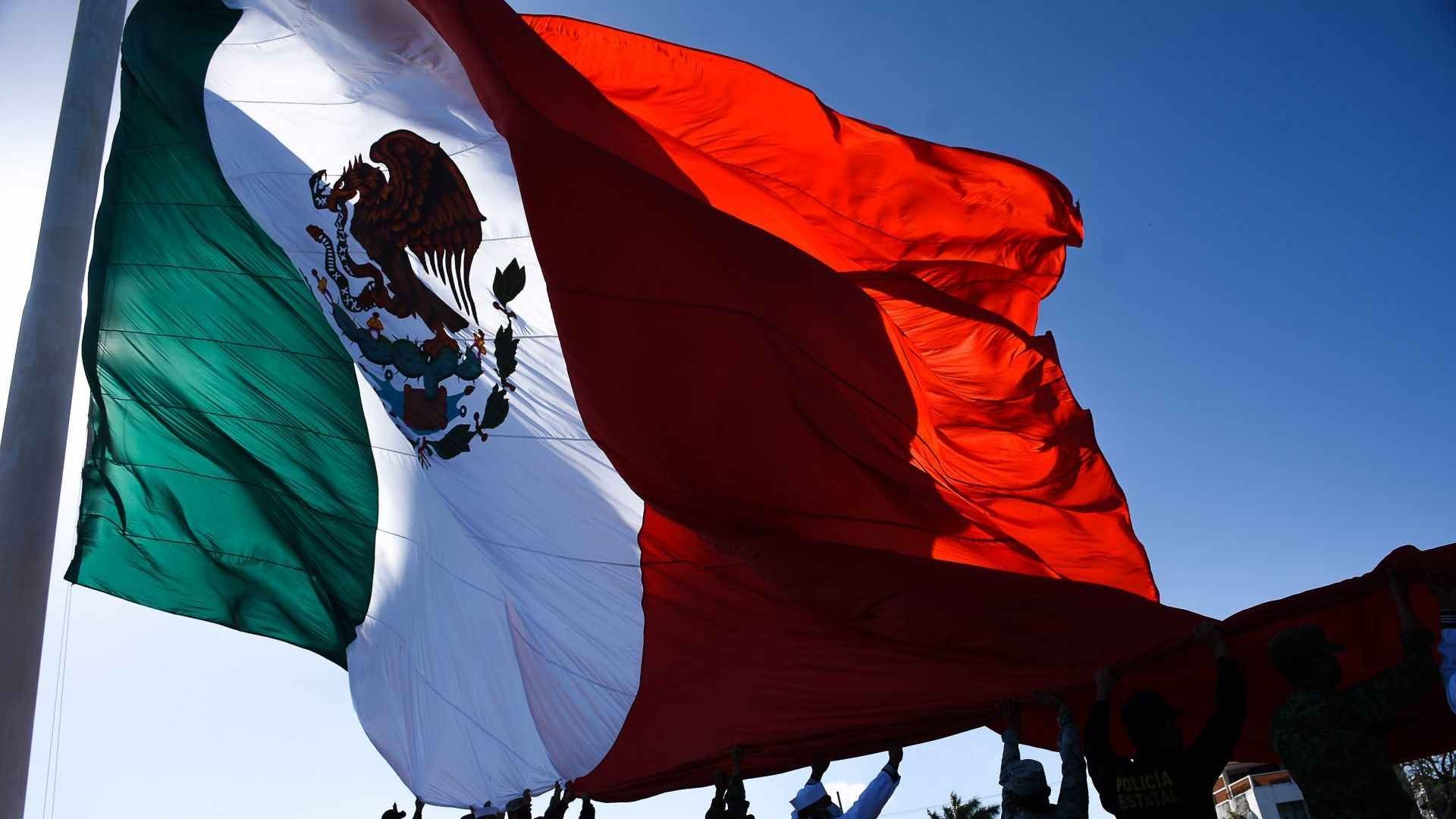 El Día de la Bandera se conmemora el 24 de febrero en México y no es un día de descanso obligatorio.