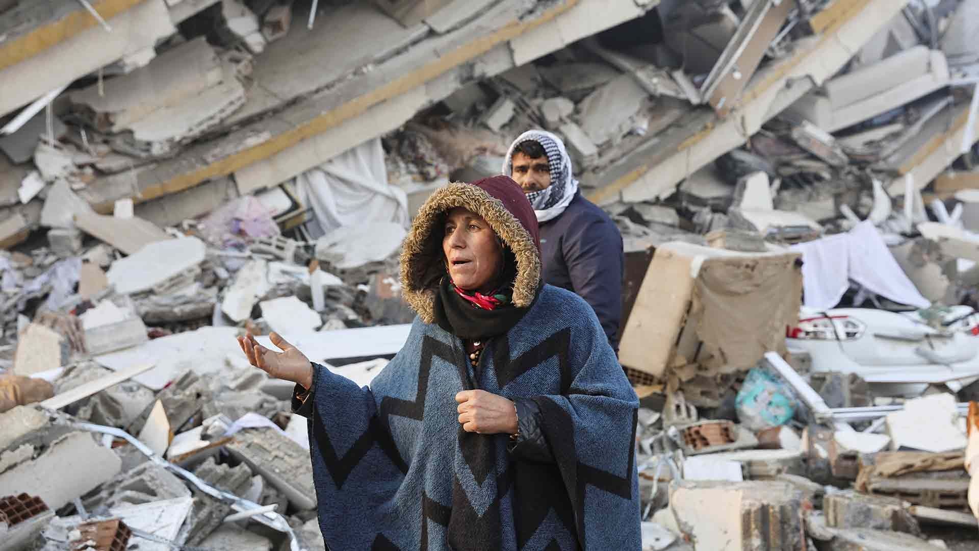 Muertos por Terremoto en Turquía y Siria Llegan a 7 mil Personas