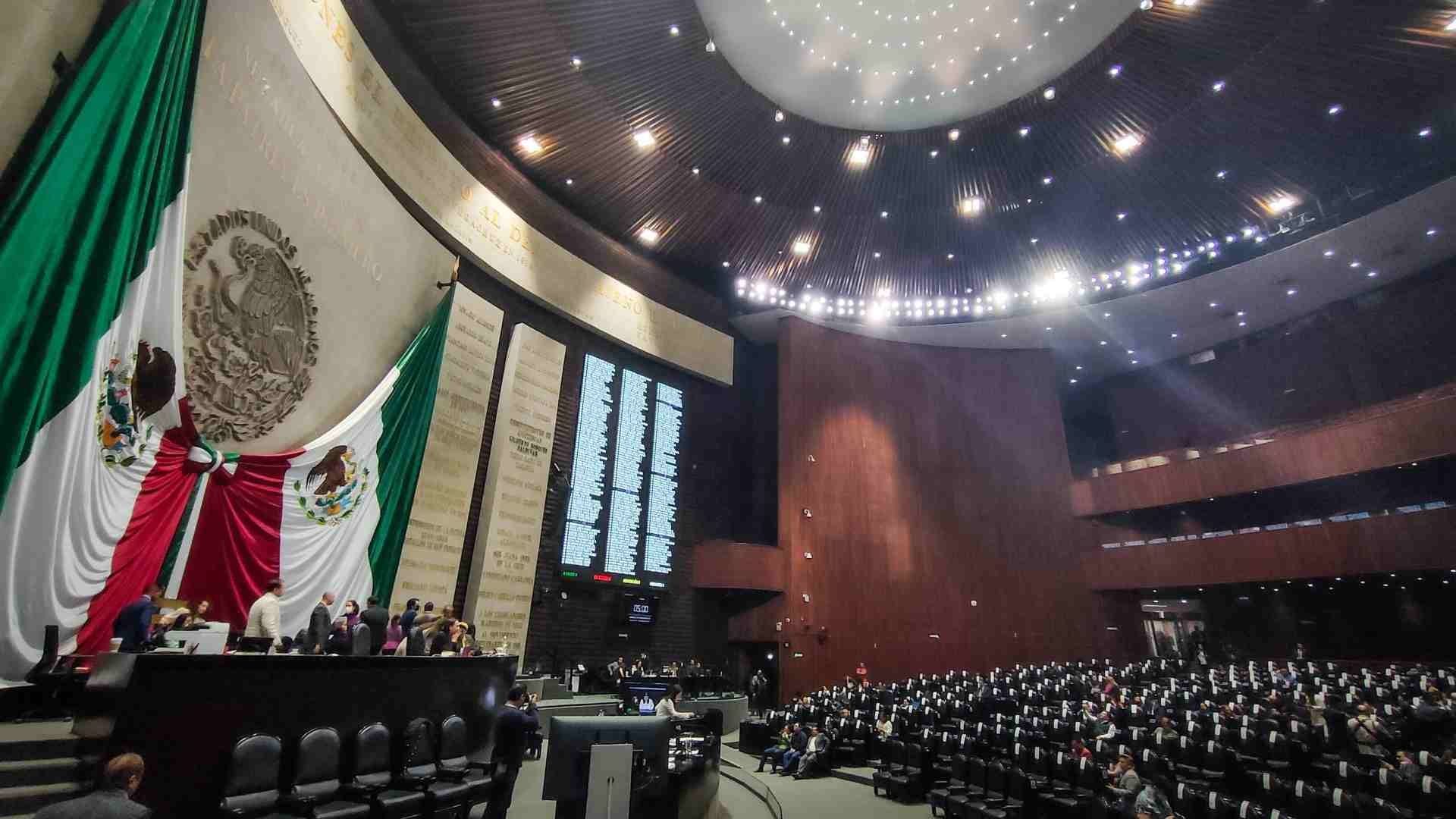 Avalan incremento de multas por injurias al Presidente