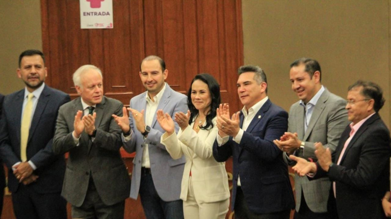 Alejandra del Moral registra candidatura por el gobierno de Edomex