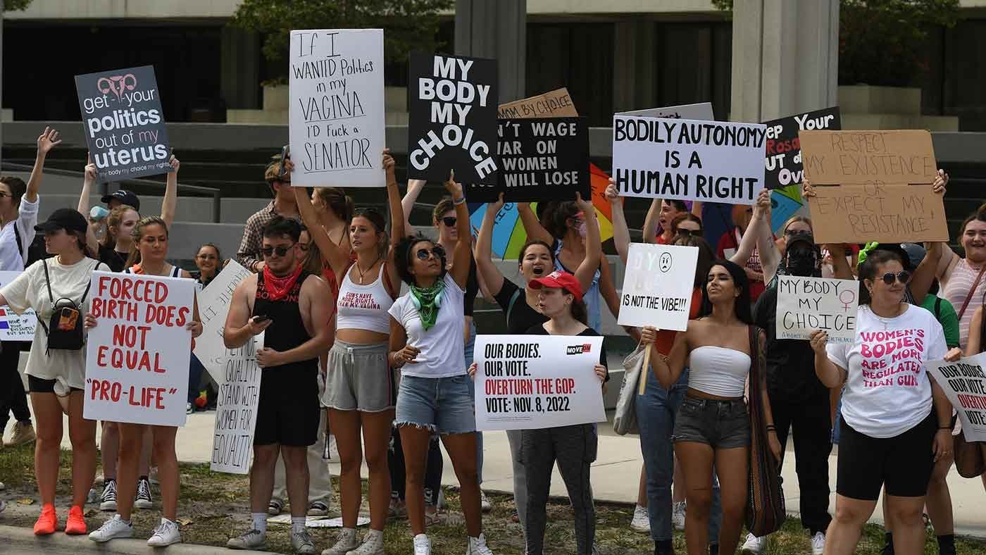 Protesta a favor del derecho a abortar en Fort Lauderdale, Florida, julio del 2022