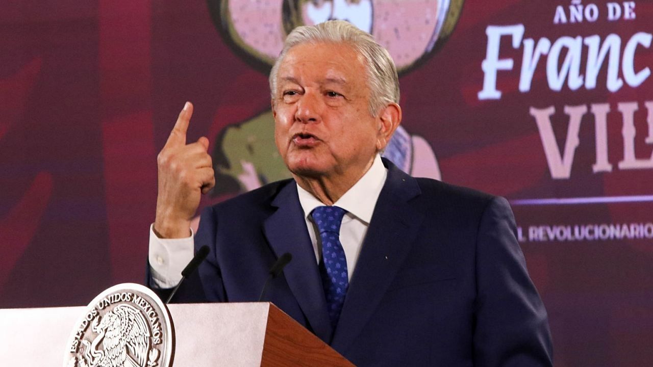 El presidente Andrés Manuel López Obrador ofrece su conferencia desde Palacio Nacional