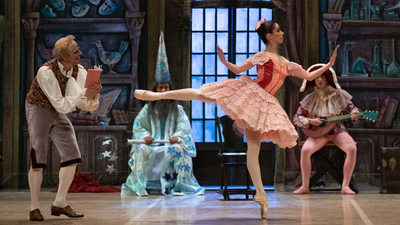 Cierra Temporada Coppelia en el Palacio de Bellas Artes