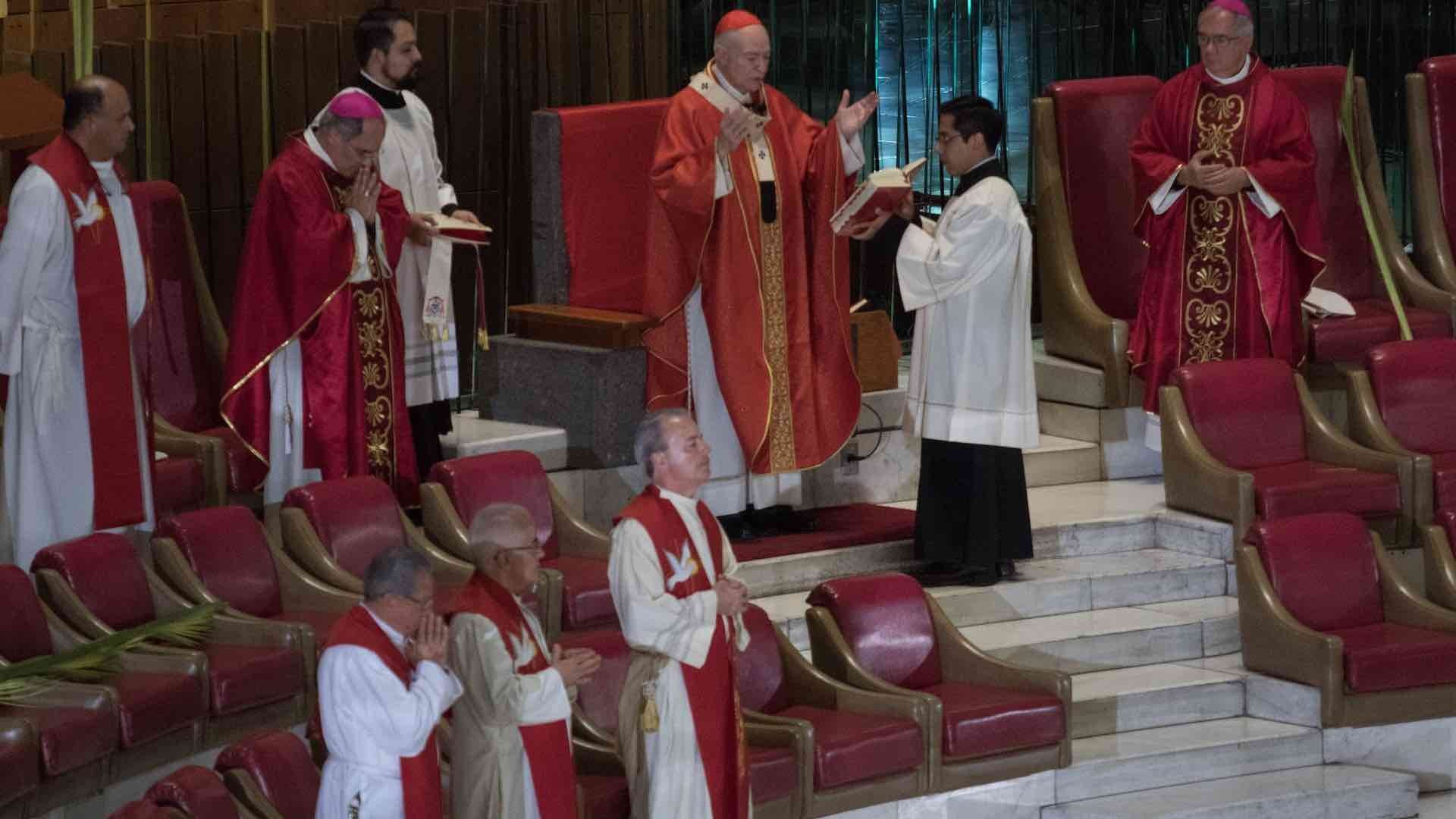 Después de su crucifixión, Jesús resucitó en Domingo de Pascua