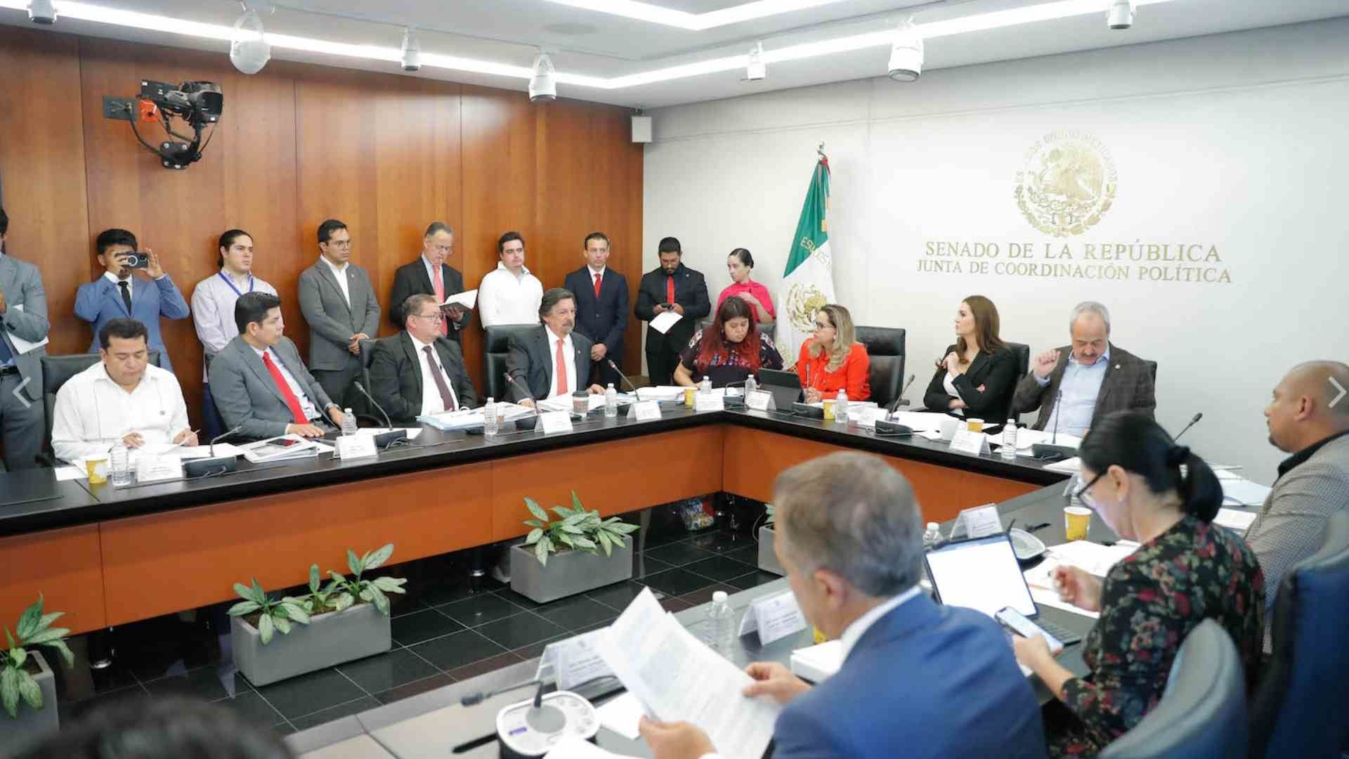 Reunión de las comisiones unidas de Minería y Desarrollo Regional, y de Estudios Legislativos Segunda