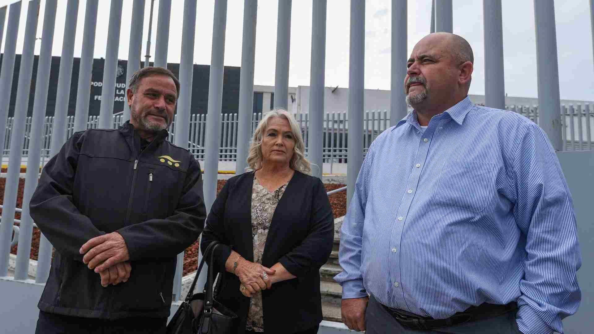 Adrián LeBarón, Shalom Tucker y Julián LeBarón acudieron al inicio del juicio contra Fidencio “N” alias “El Jano”