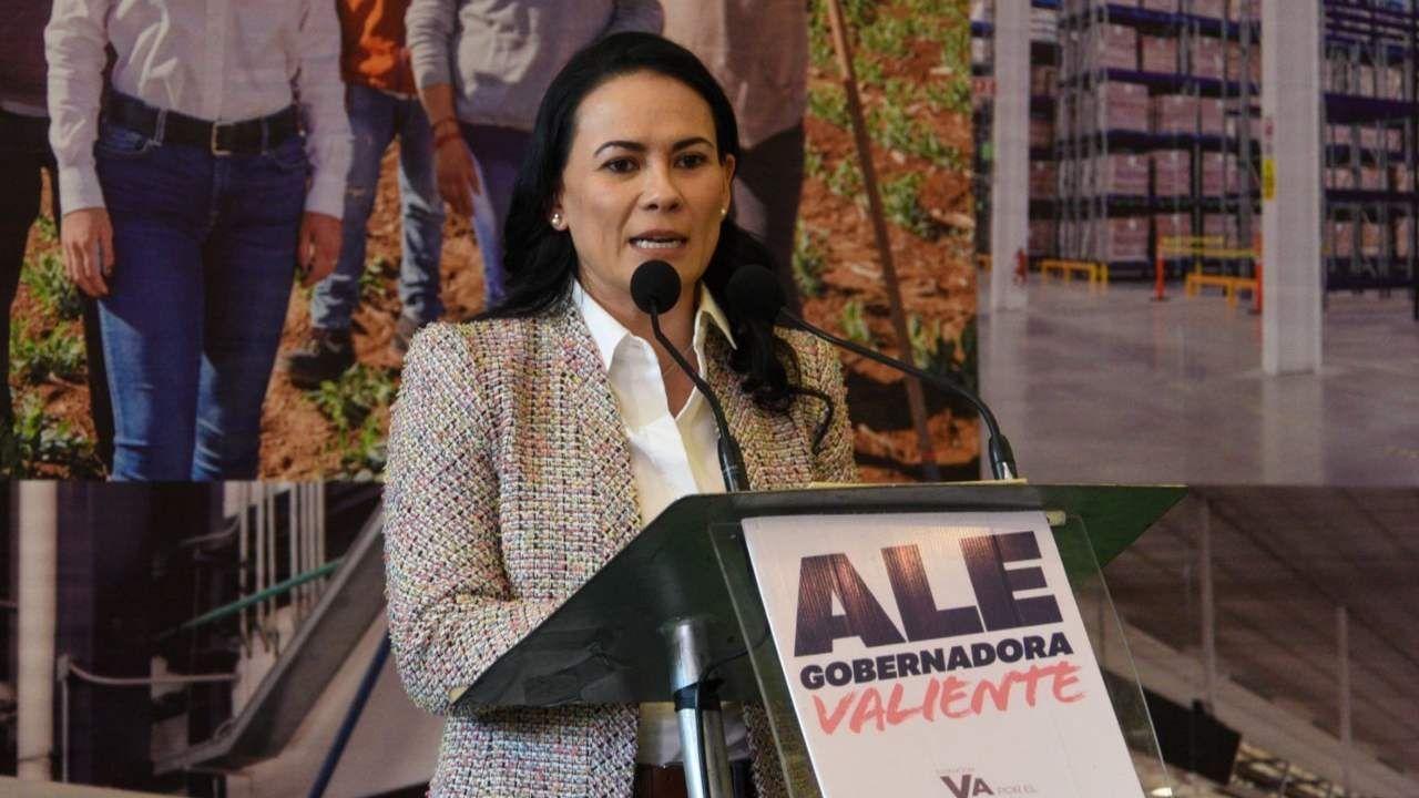 Alejandra del Moral, candidata a la gubernatura, dijo que los maestros jubilados serán su prioridad para que pueda mejorar la educación del Estado de México 