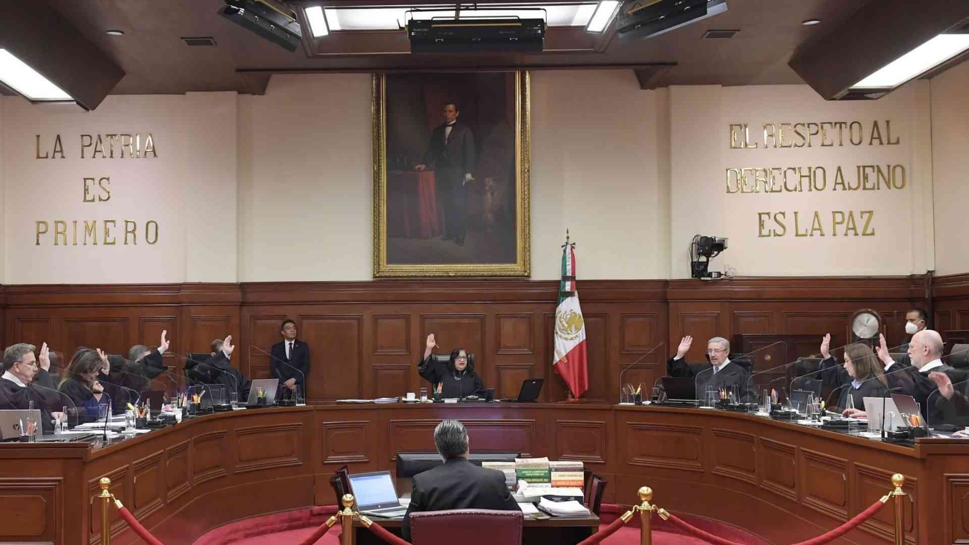 Pleno de la Corte durante la sesión del 27 de abril. 